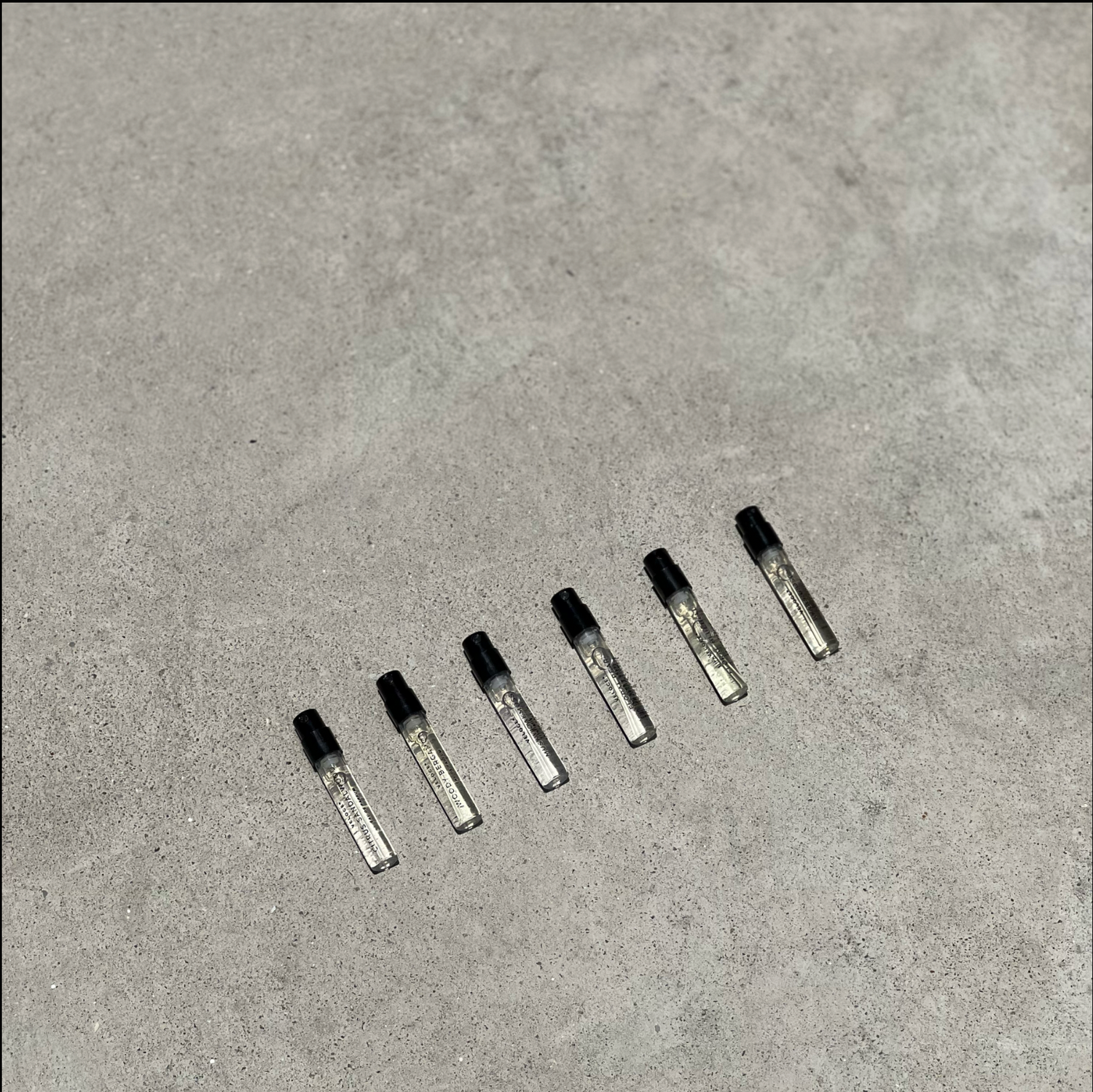 1 x Complimentary 2ML Perfume